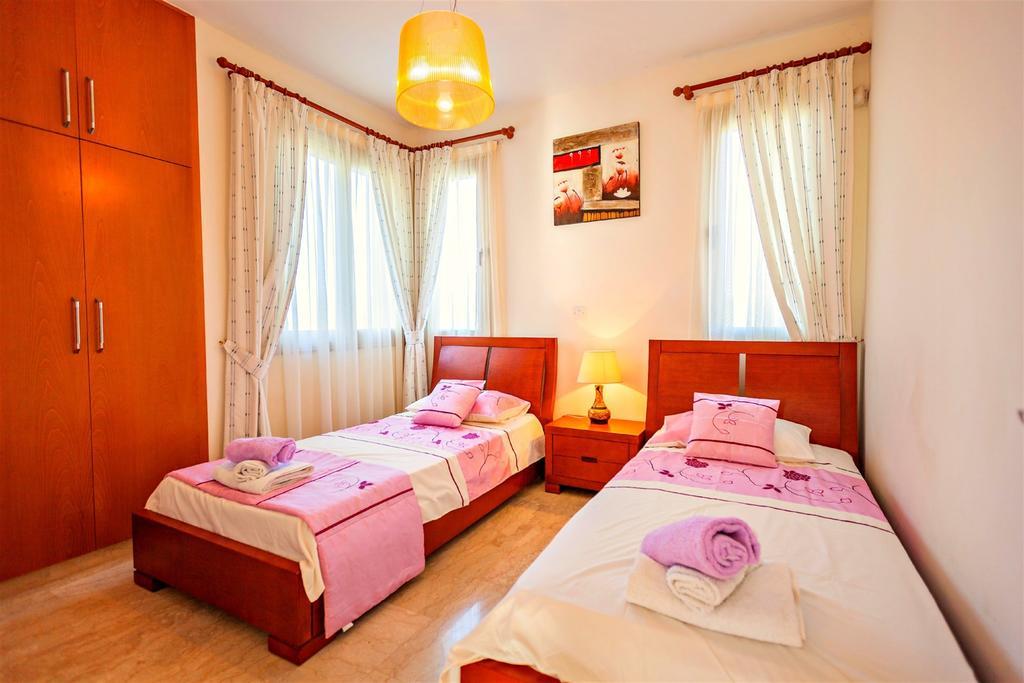Villa Kartiela Sandy Beach Villas - Private Pool - Jacuzzi - Private Beach Area Polis المظهر الخارجي الصورة